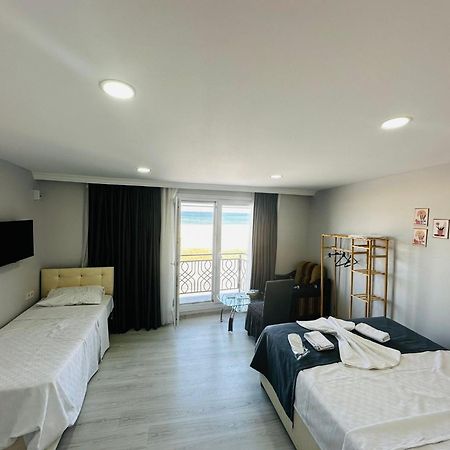 Holiday Beach Hotel Arnavutköy Kültér fotó