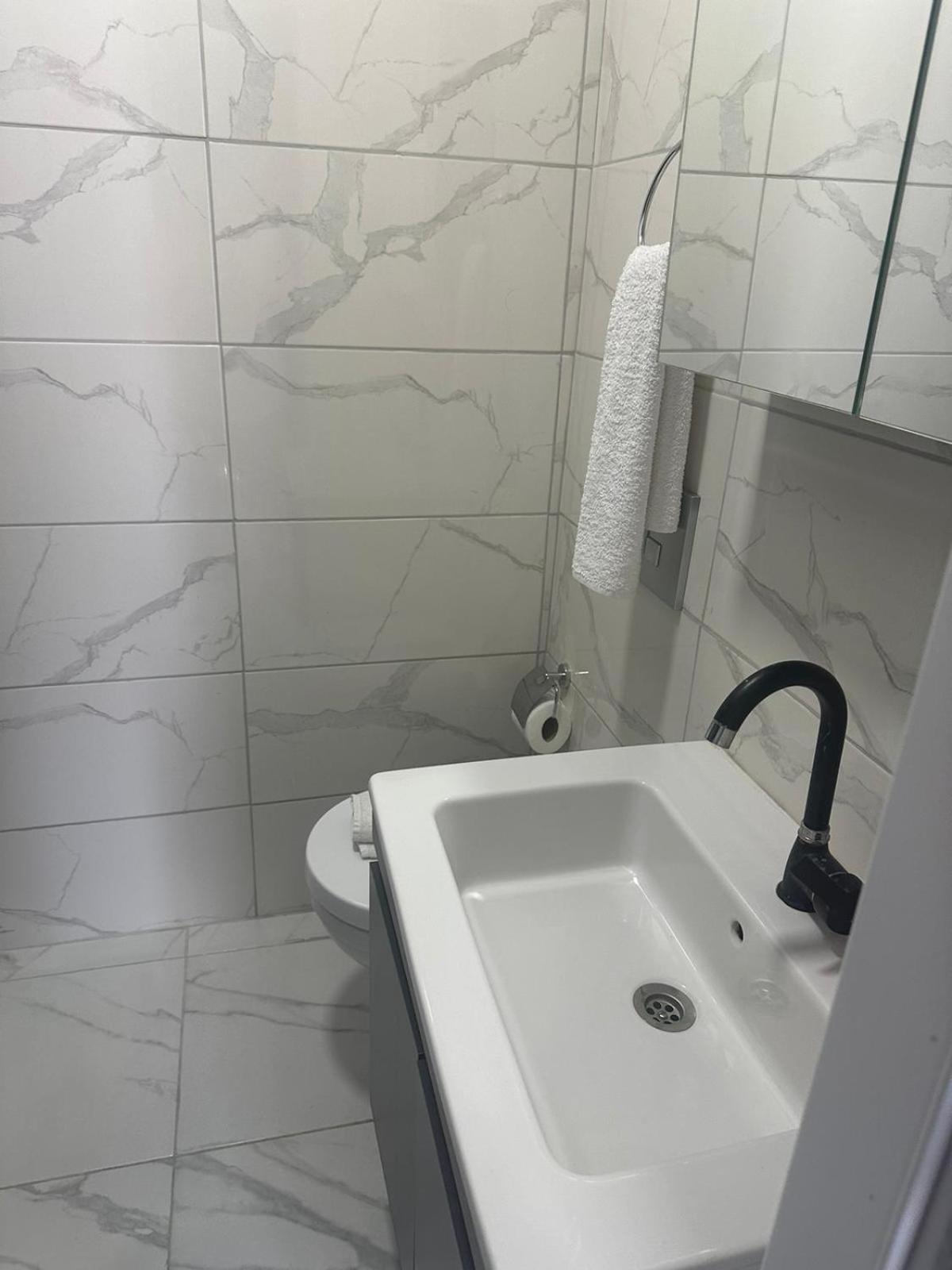 Holiday Beach Hotel Arnavutköy Kültér fotó